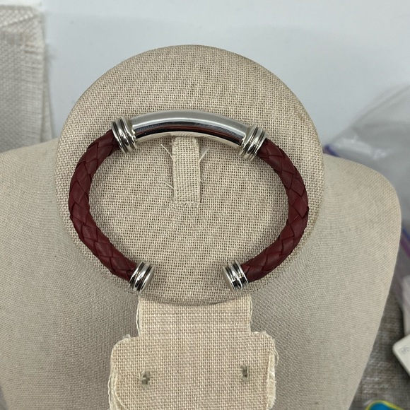 Vintage Joseph Esposito Sterling Silver & Red Leather Cuff - Picture 10 of 17